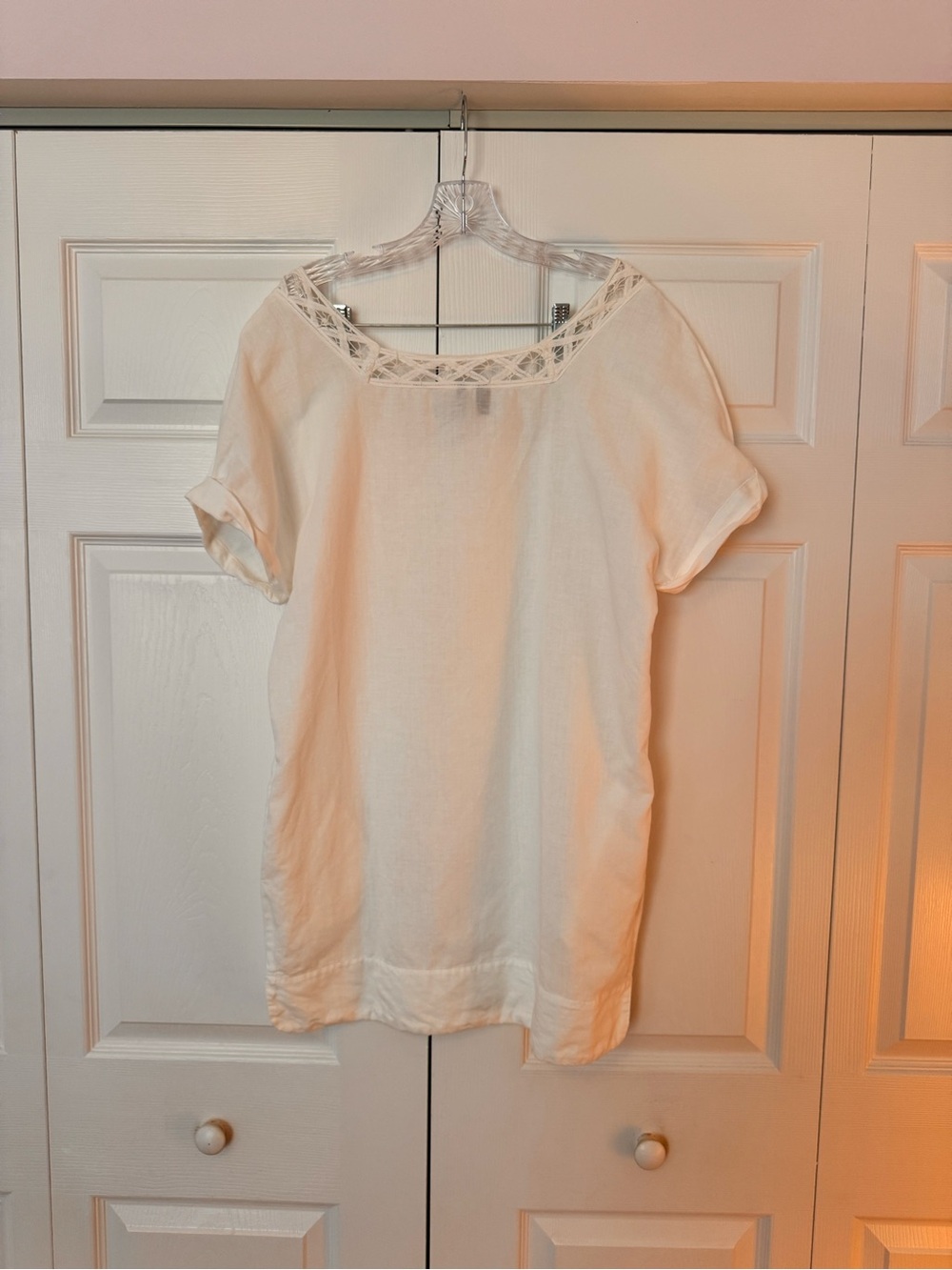 Mango Suit Collection - White Linen Short-Sleeve Dress with Lace Trim and pocke